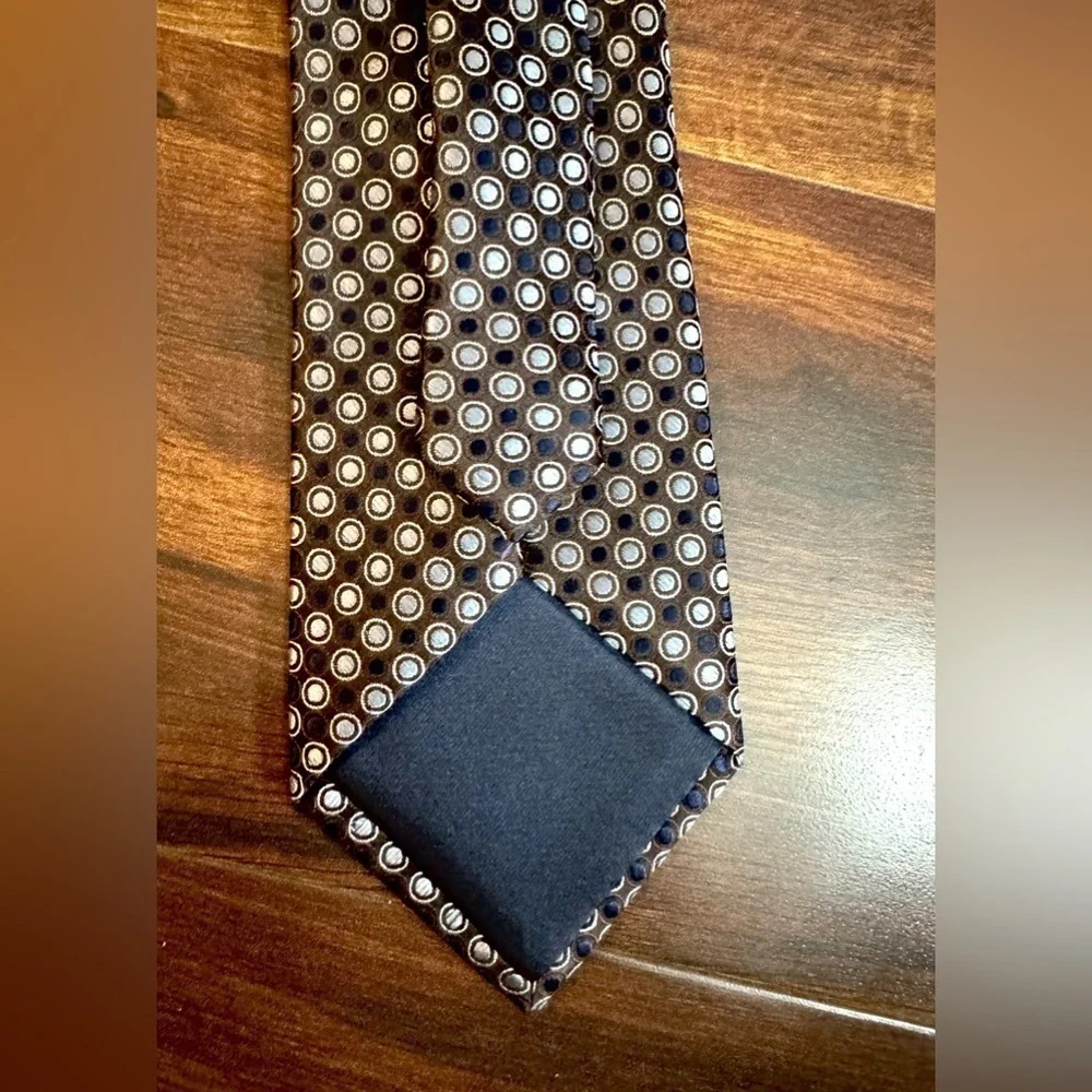FORSYTH of Canada Silk Black Geometric Foulard Necktie